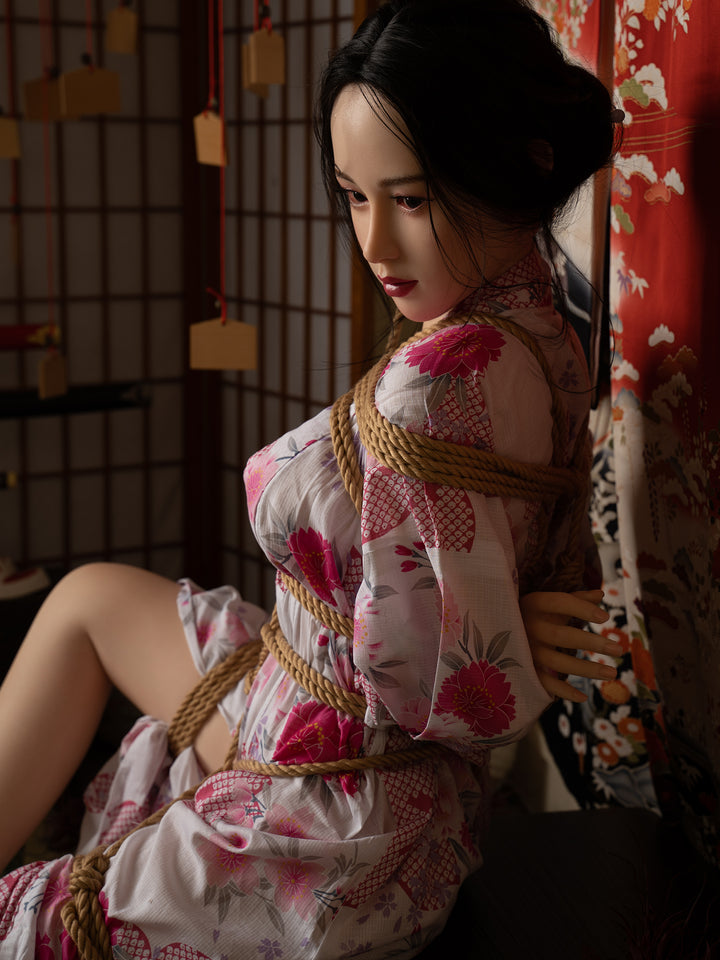 Sex doll porn Kimono tragen