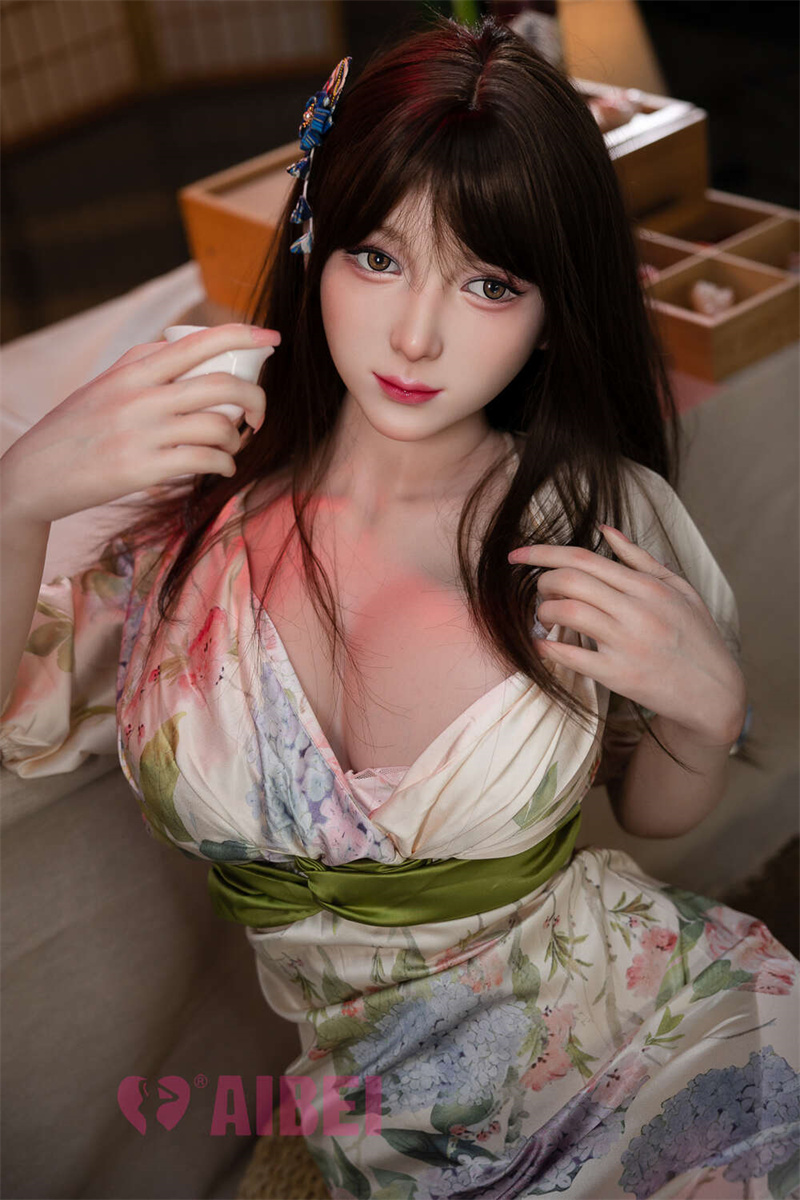 Aibei-Vera-1 167 cm E-cup Aibei Japanische Silikon Sexpuppe Vera im Kimono