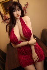 Japanische Sexpuppe mit weiches braunes Haar