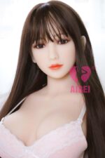 Zuckersüße Chinesische Sexpuppe Torso