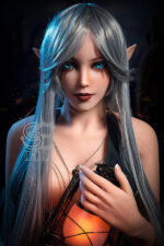 Realistische Sex Doll mit verträumten Augen