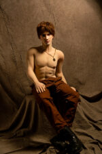 Real Sexpuppem im Handwerkerkleidung