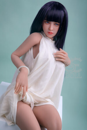Lebensechte Sex dolls mit Dunkelhaarige
