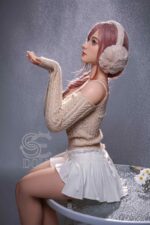 Zarte Romantische junge sexdoll