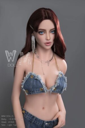 Gepflegte Rotbraunhaarige Realdoll