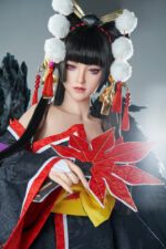 Real doll halten Ahornblatt-Fächer